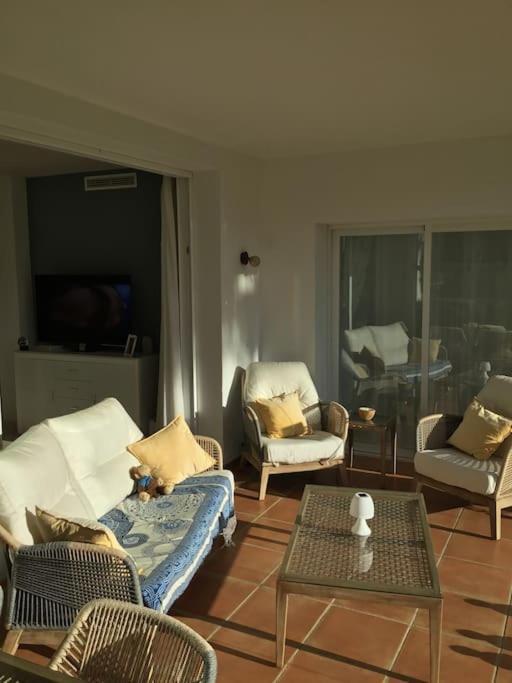 Alcazaba Blue Lagoon 3 Bedroom, Ground Floor Apartment Estepona Esterno foto